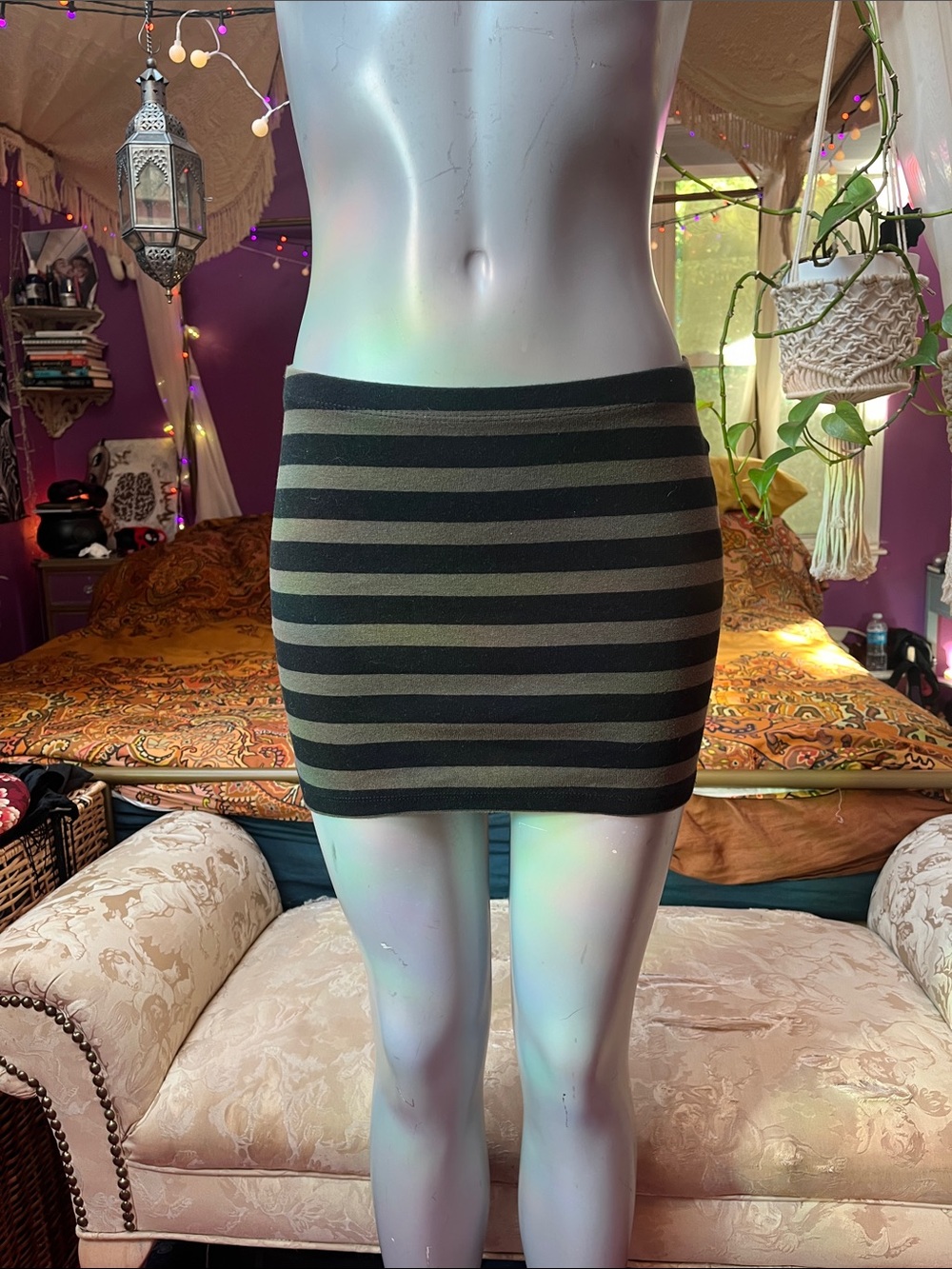Vintage Y2K F21 olive green & black striped bodycon mini skirt